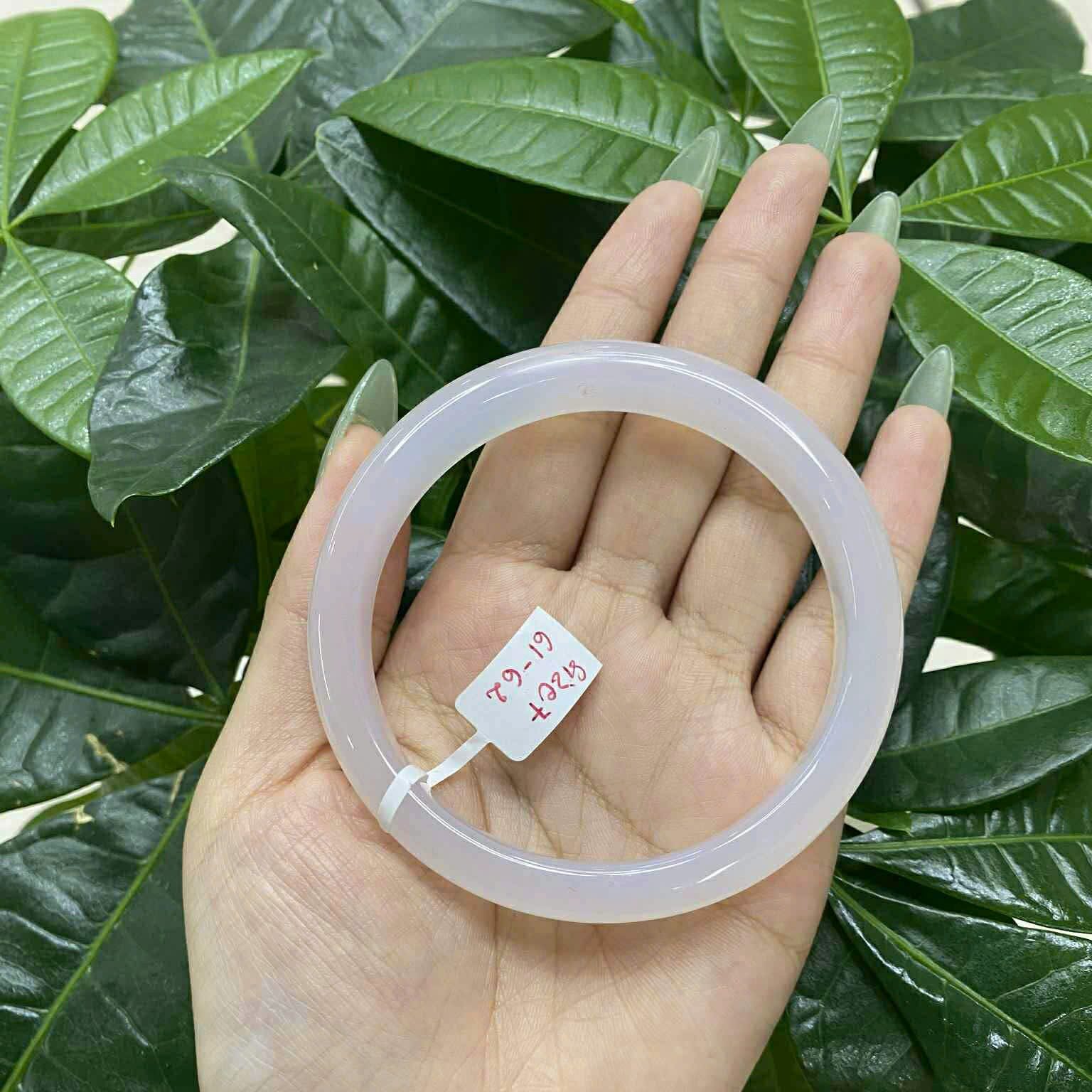 Vòng bảng Bạch Nguyệt Quang Chalcedony Bracelet 333008